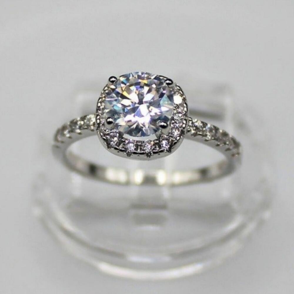 Elegant 925 Sterling Silver Moissanite Engagement Wedding Ring Size 6